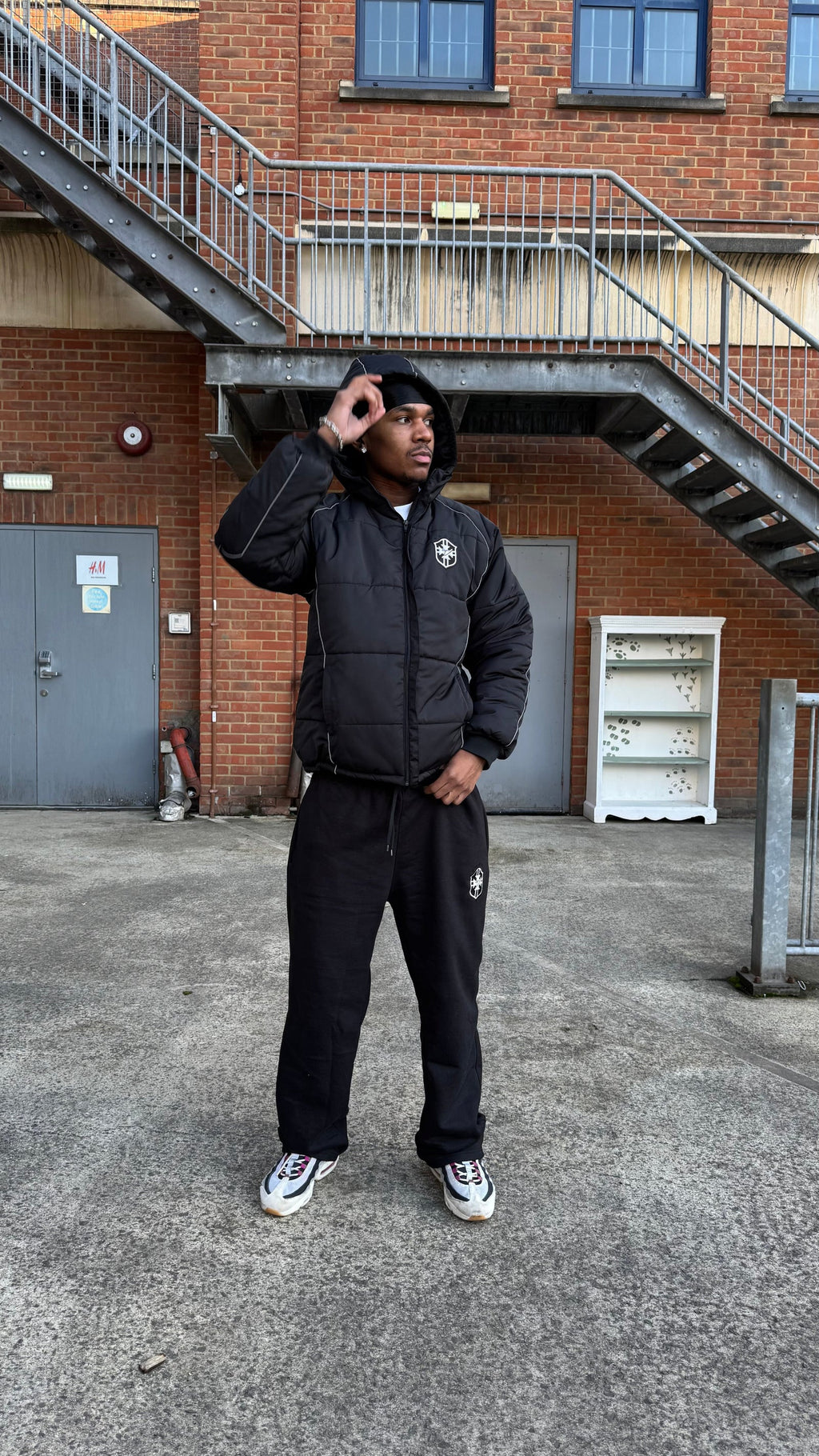 BLACK BRAZIL PUFFER COAT